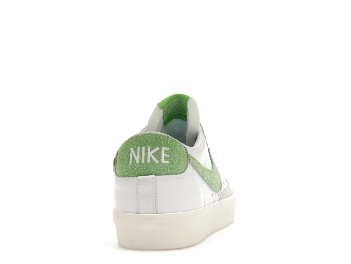 Vue 29 de Nike Blazer Low Soccer