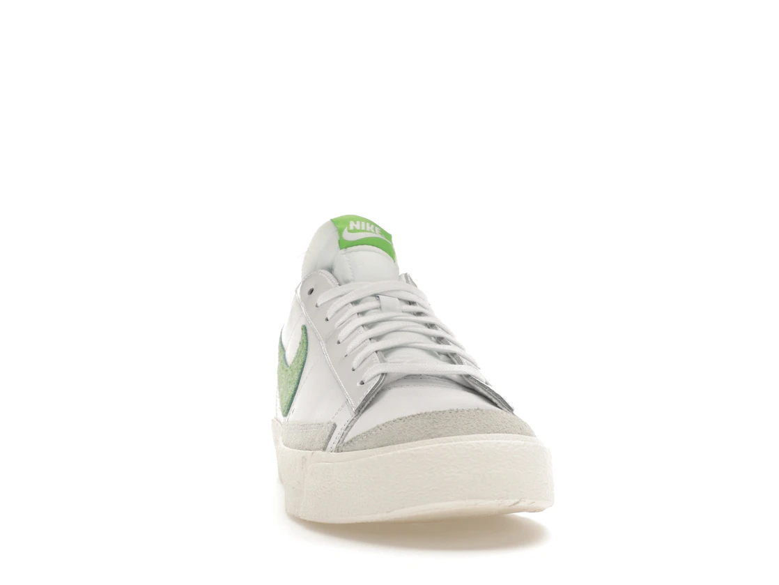 Vue 9 de Nike Blazer Low Soccer