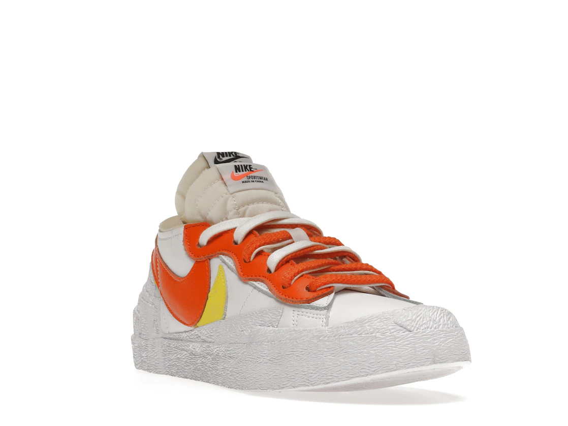 Vue 7 de Nike Blazer Low sacai White Magma Orange