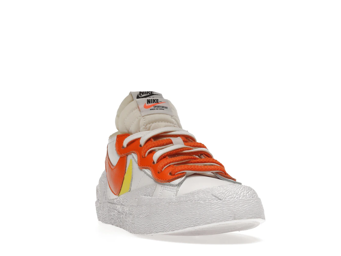 Vue 8 de Nike Blazer Low sacai White Magma Orange