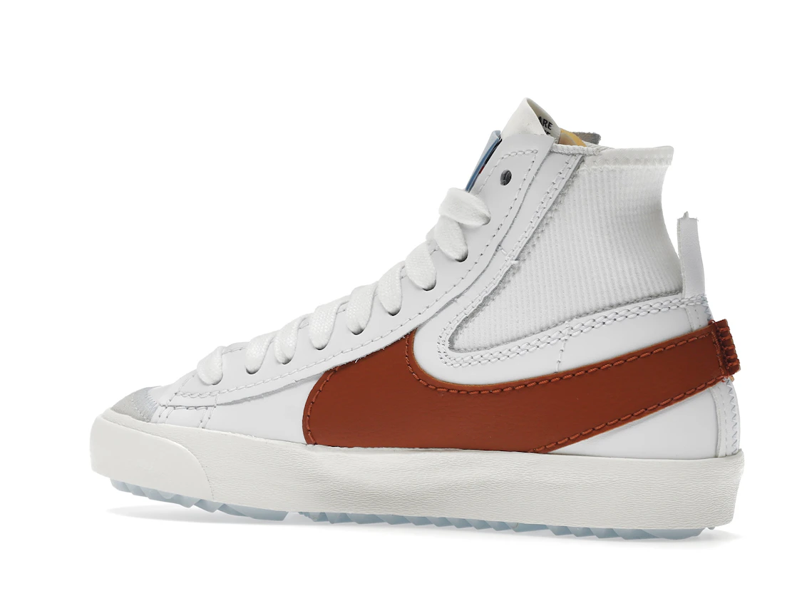 Vue 22 de Nike Blazer Mid 77 Jumbo Dark Russet