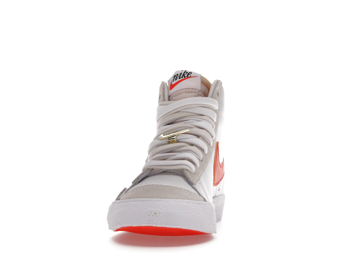 Vue 11 de Nike Blazer Mid 77 SE First Use White 