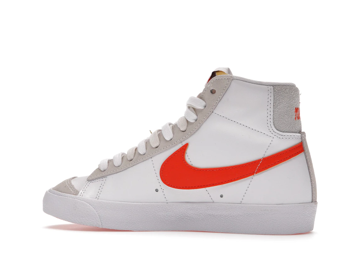 Vue 21 de Nike Blazer Mid 77 SE First Use White 