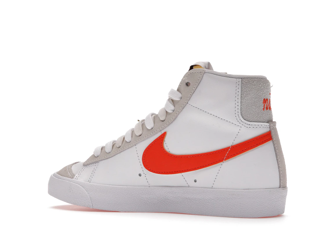 Vue 22 de Nike Blazer Mid 77 SE First Use White 