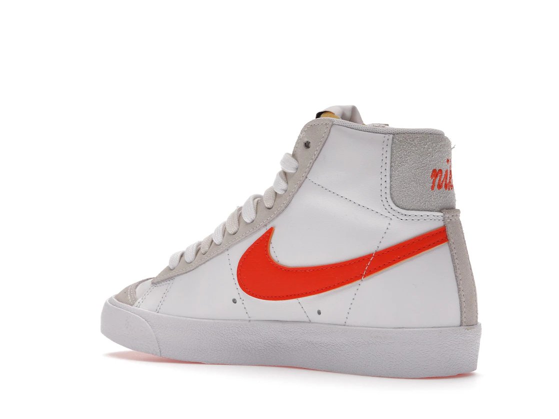Vue 23 de Nike Blazer Mid 77 SE First Use White 