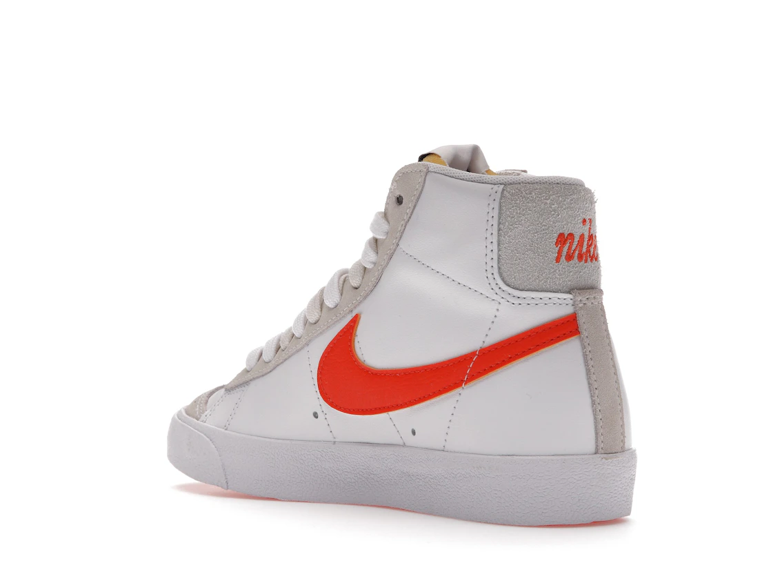 Vue 24 de Nike Blazer Mid 77 SE First Use White 