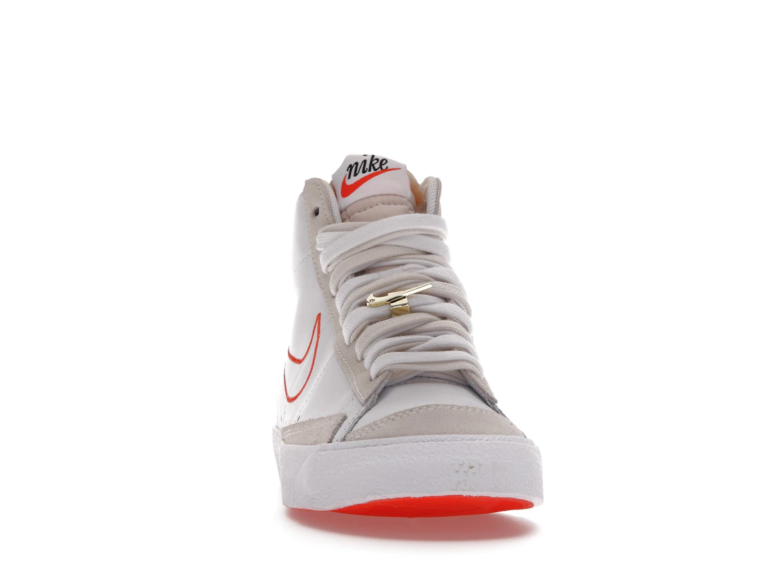 Vue 9 de Nike Blazer Mid 77 SE First Use White 