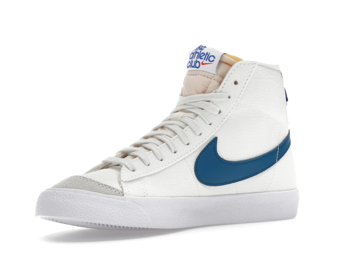 Vue 15 de Nike Blazer Mid 77 Athletic Club White Marina 