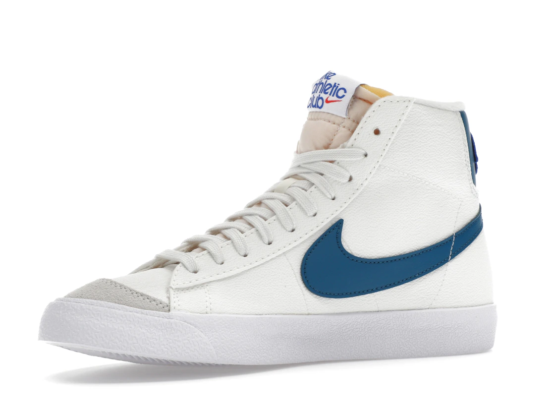Vue 16 de Nike Blazer Mid 77 Athletic Club White Marina 