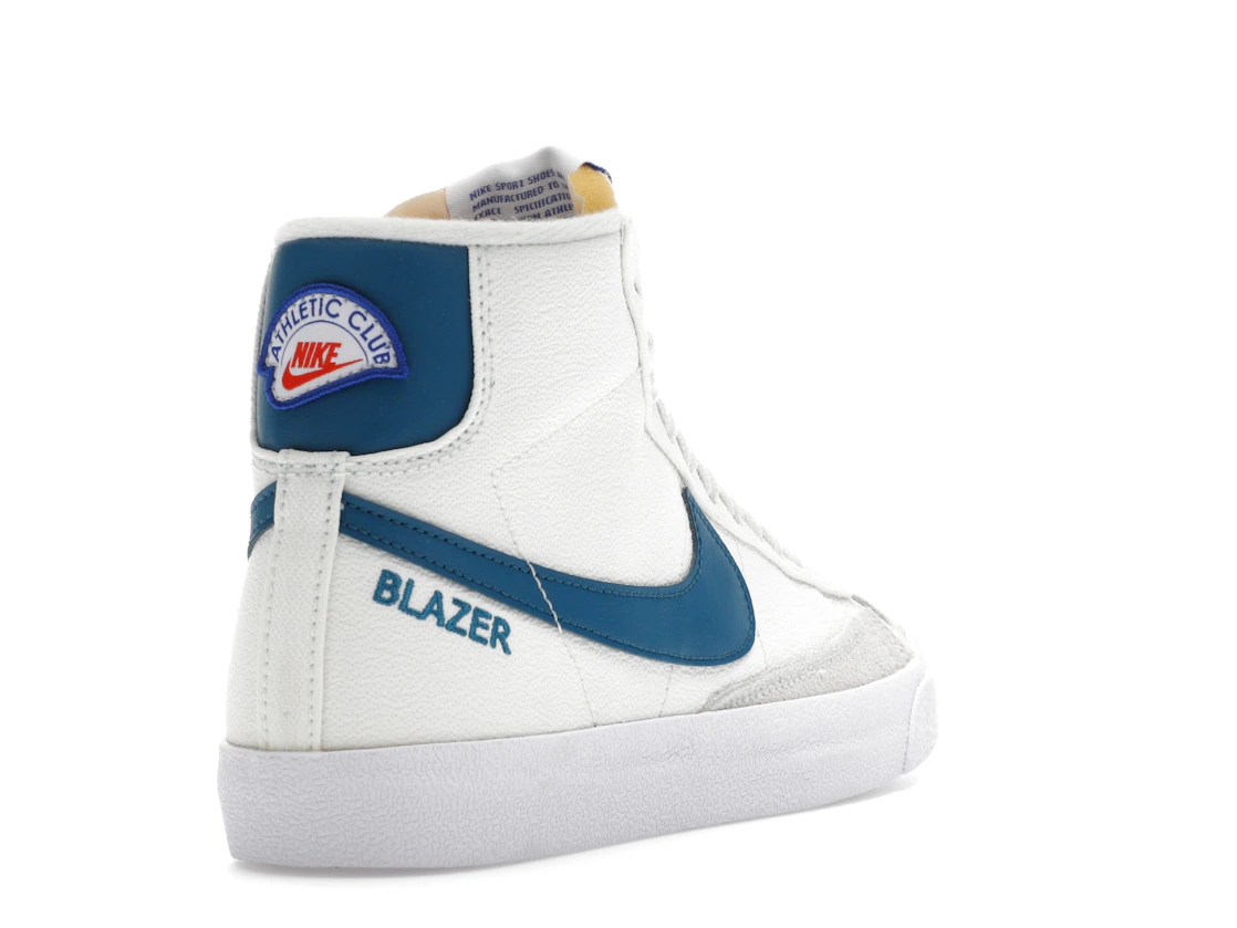 Vue 31 de Nike Blazer Mid 77 Athletic Club White Marina 