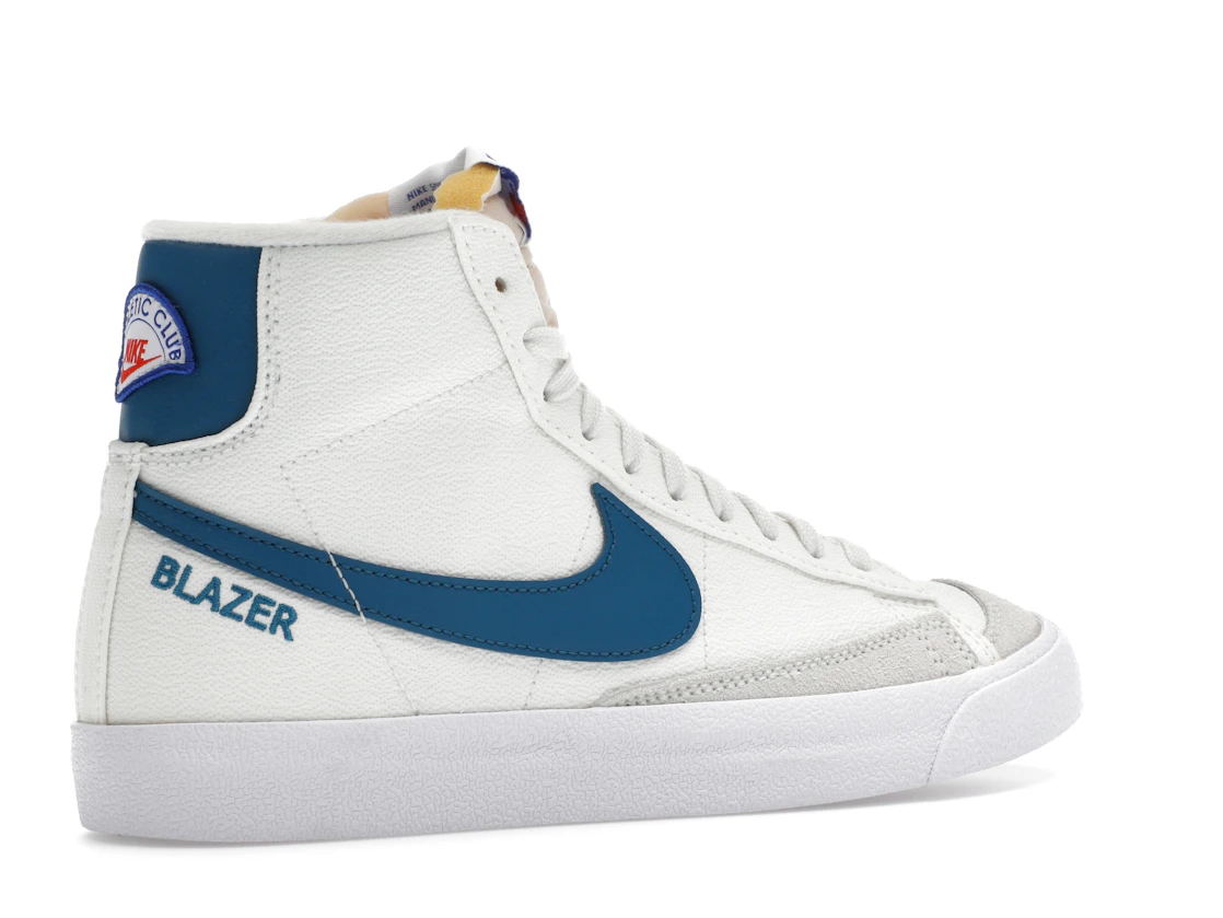Vue 34 de Nike Blazer Mid 77 Athletic Club White Marina 