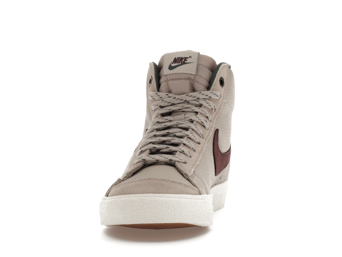 Vue 11 de Nike Blazer Mid 77 Cream Vintage Green