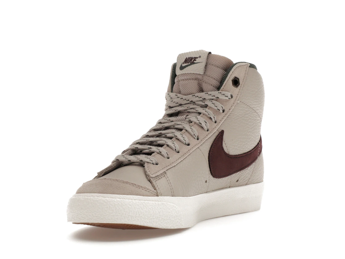 Vue 13 de Nike Blazer Mid 77 Cream Vintage Green