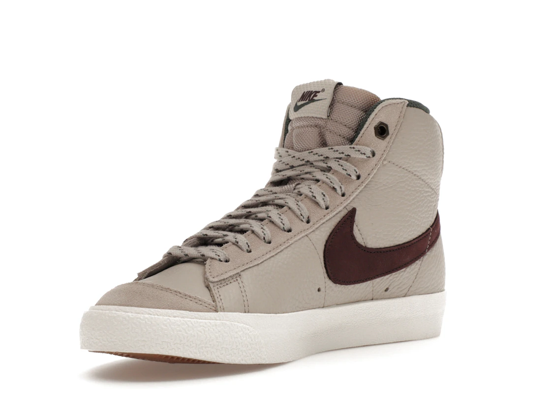Vue 14 de Nike Blazer Mid 77 Cream Vintage Green
