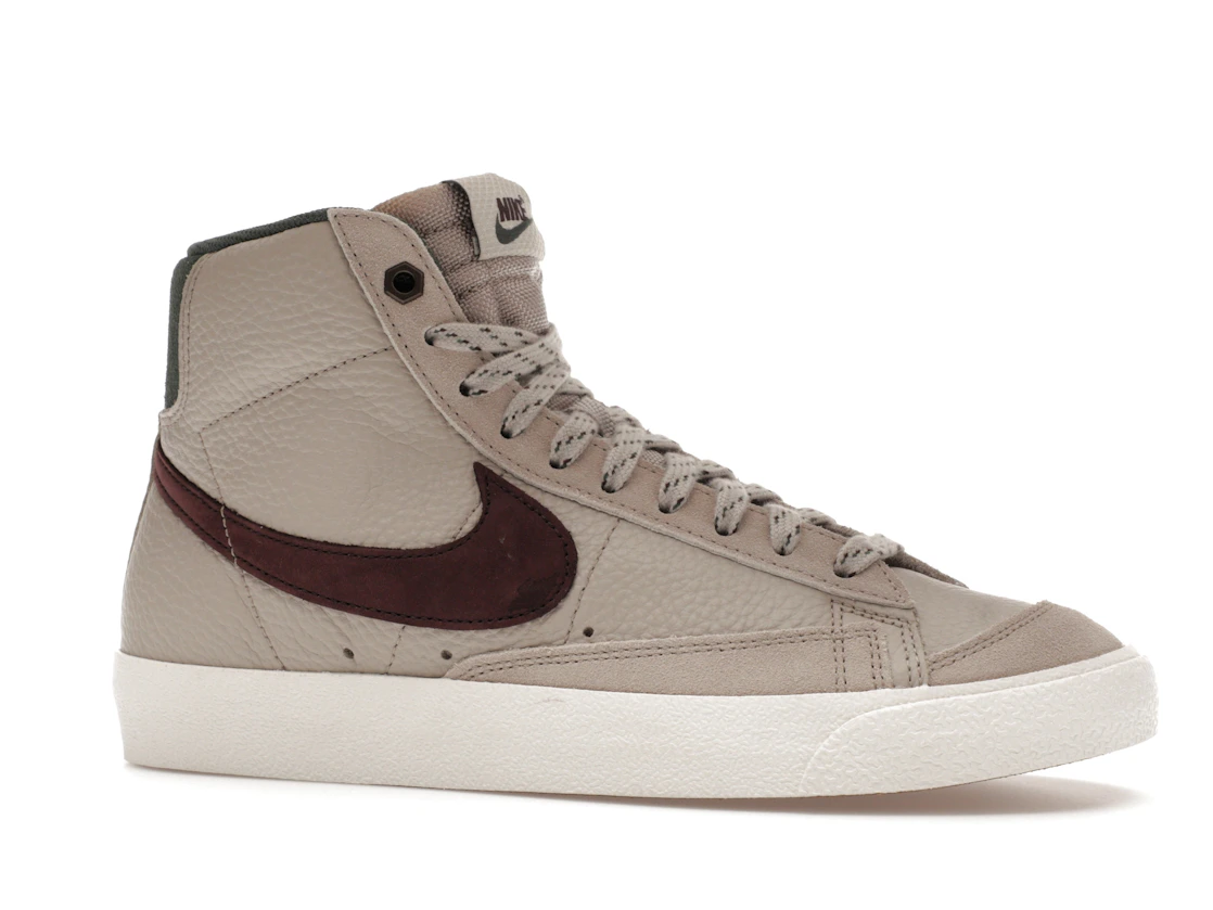 Vue 3 de Nike Blazer Mid 77 Cream Vintage Green