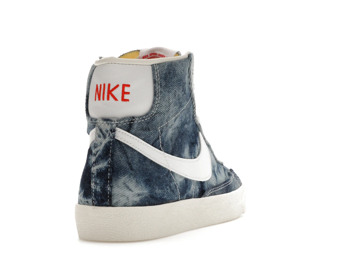 Vue 30 de Nike Blazer Mid 77 Washed Denim Pack 