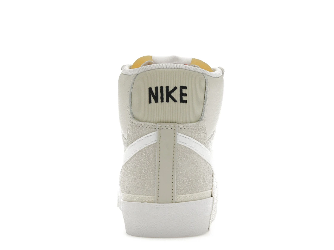 Vue 28 de Nike Blazer Mid Pro Club Remastered Light Bone