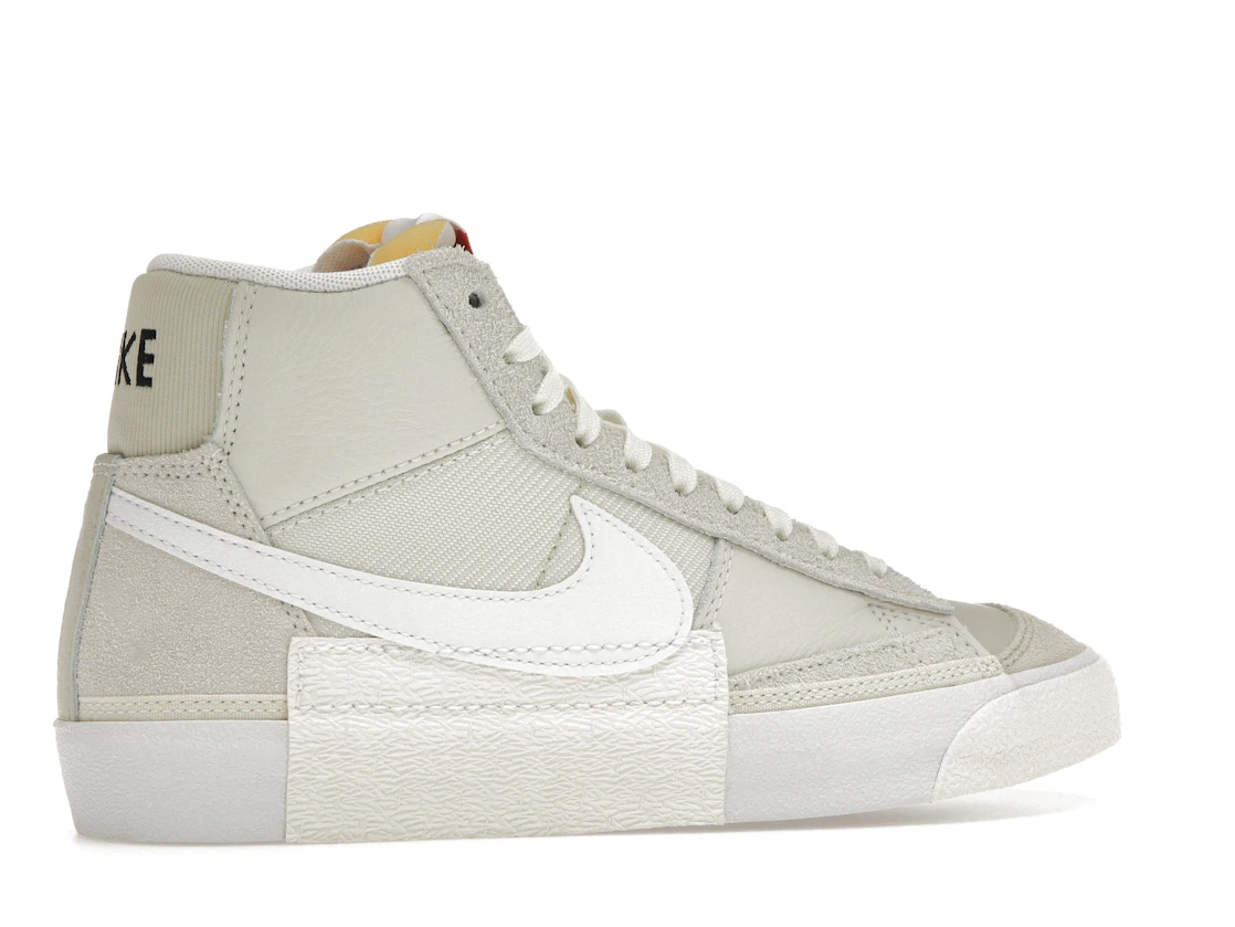 Vue 35 de Nike Blazer Mid Pro Club Remastered Light Bone