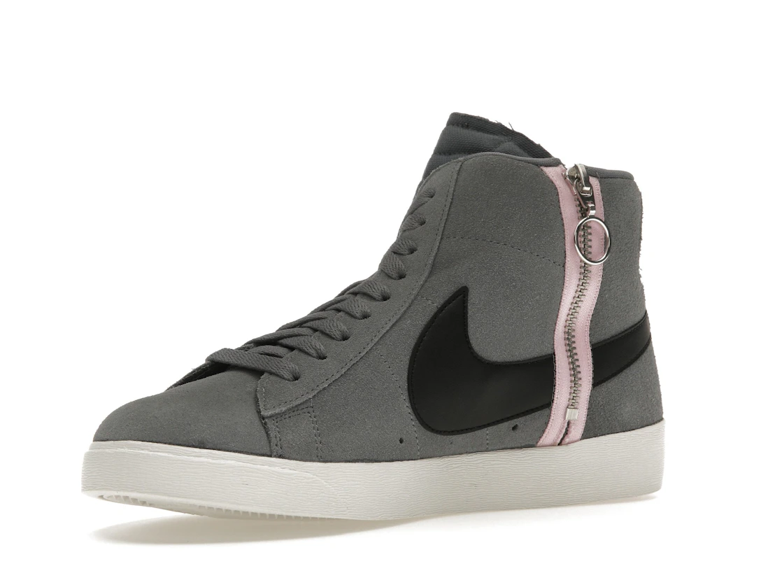 Vue 15 de Nike Blazer Mid Rebel Cool Grey 