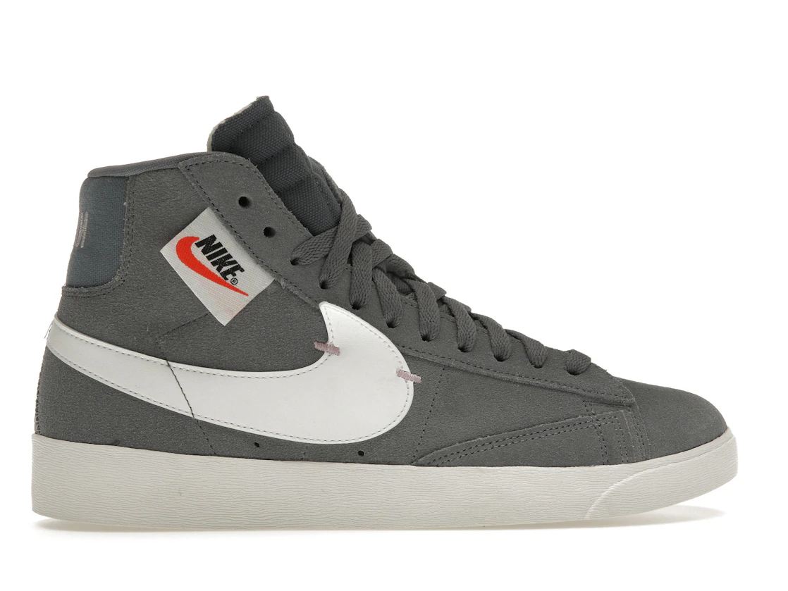 Vue 36 de Nike Blazer Mid Rebel Cool Grey 