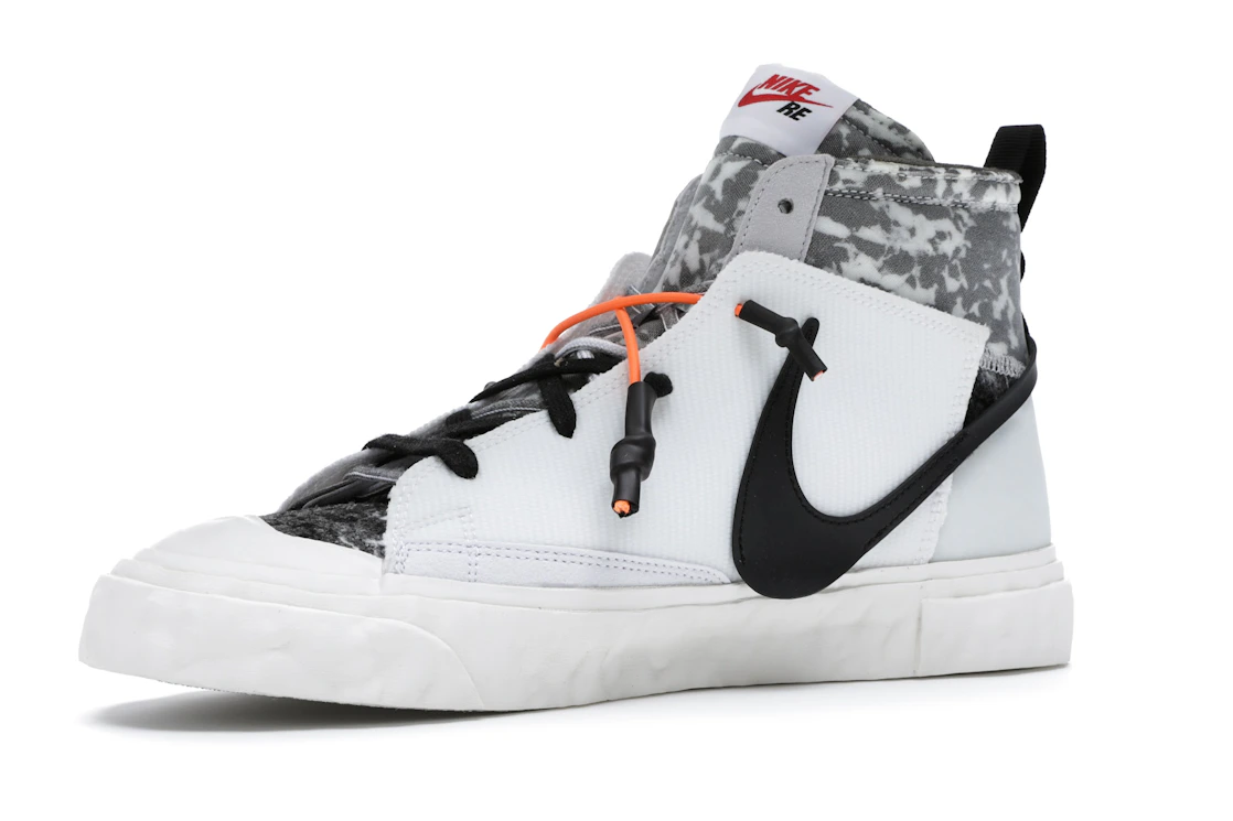 Vue 16 de Nike Blazer Mid READYMADE White