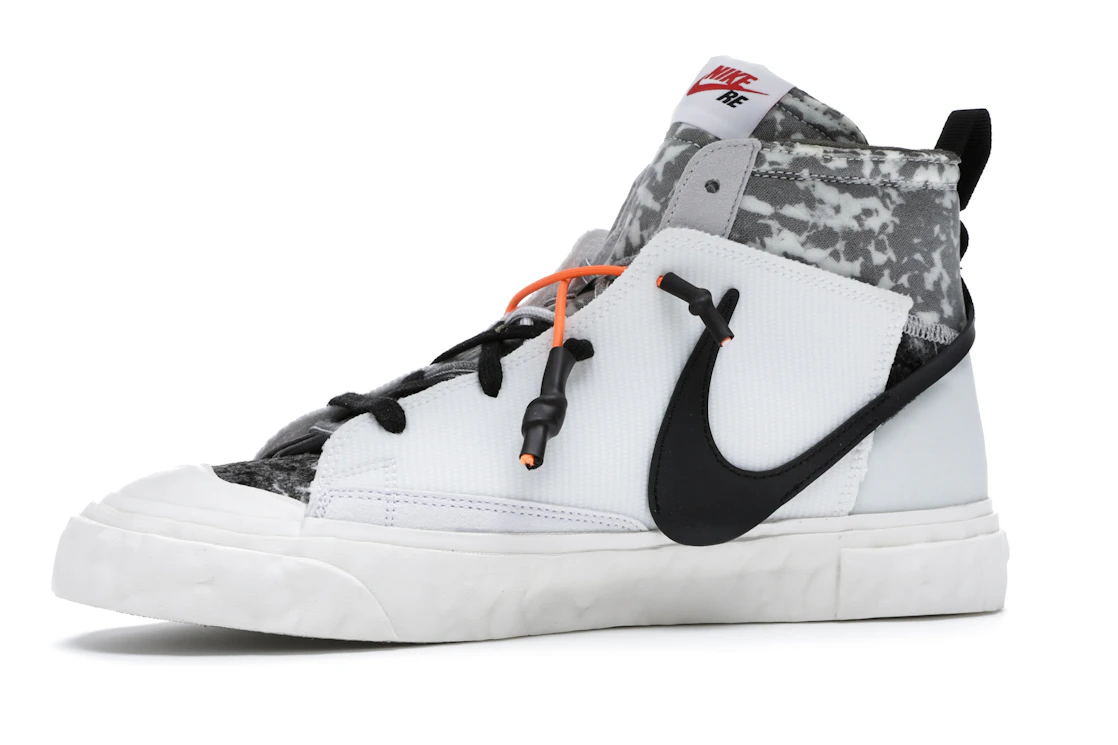 Vue 17 de Nike Blazer Mid READYMADE White