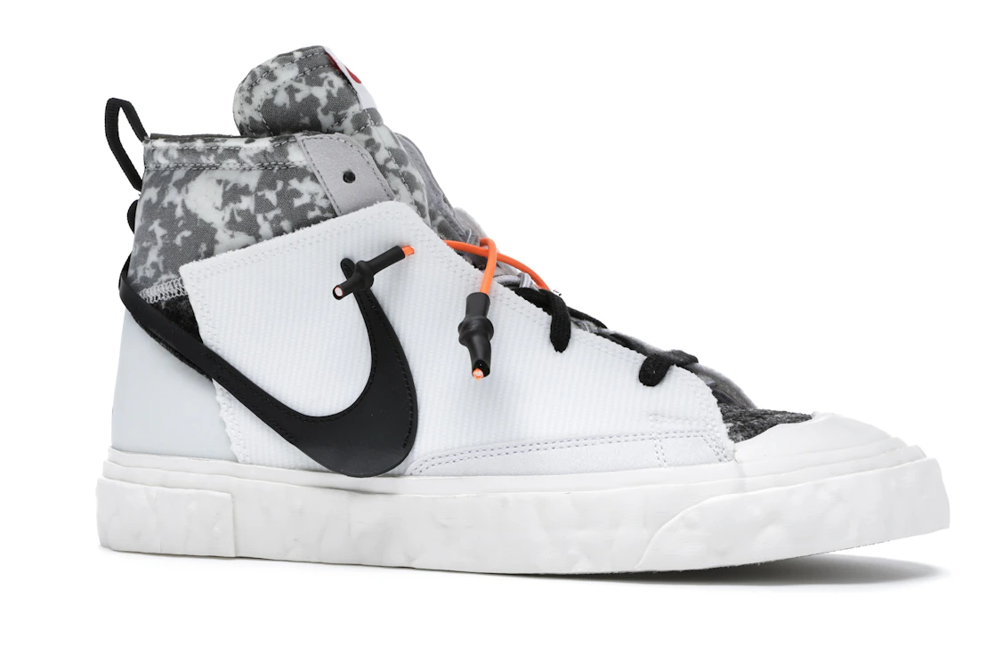 Vue 3 de Nike Blazer Mid READYMADE White