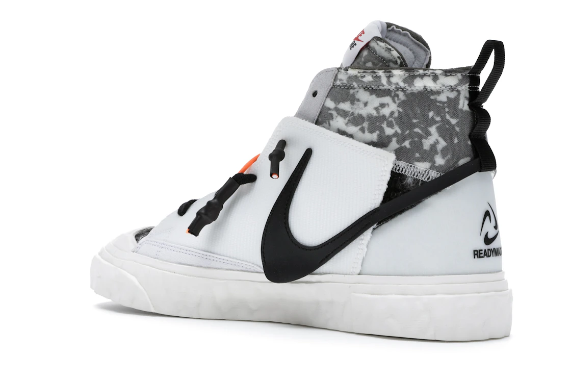 Vue 23 de Nike Blazer Mid READYMADE White