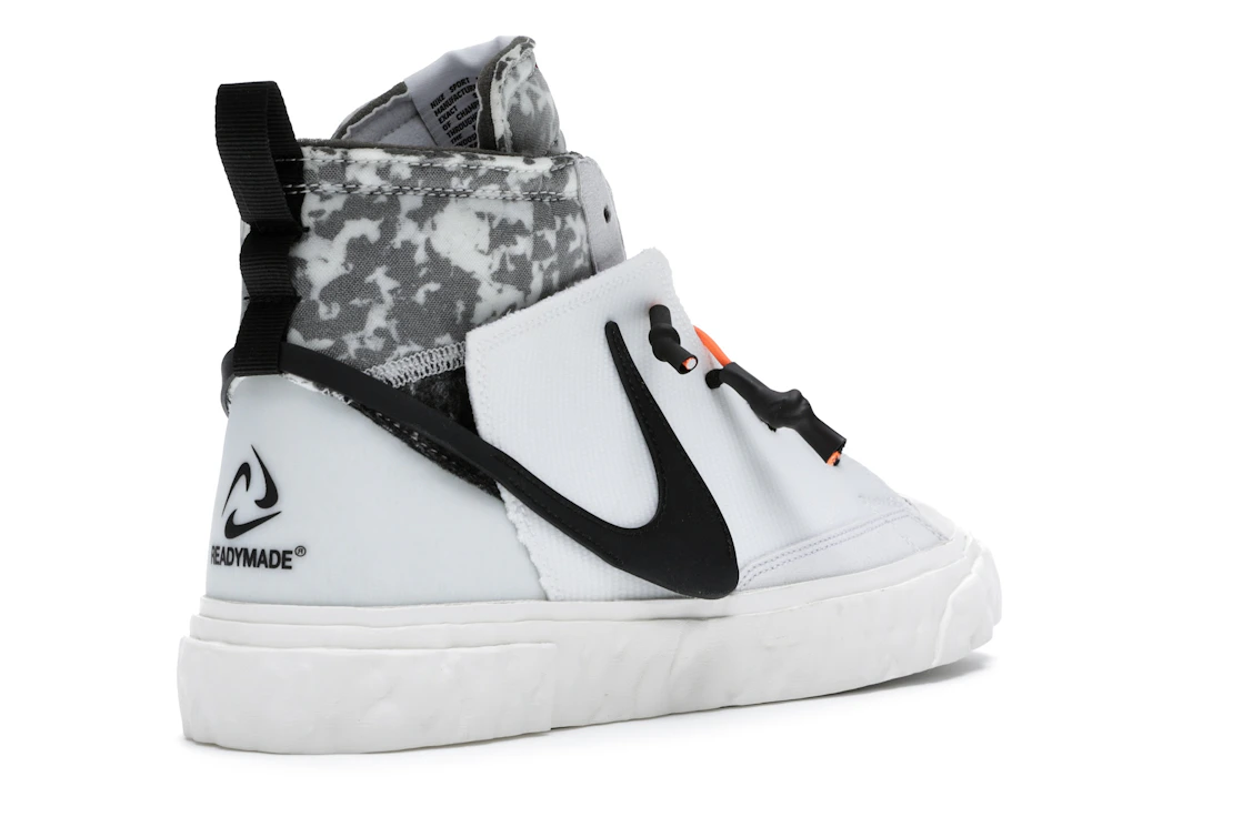 Vue 32 de Nike Blazer Mid READYMADE White