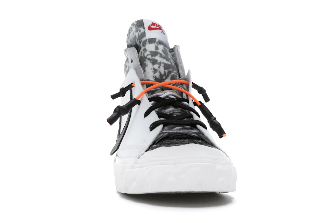 Vue 9 de Nike Blazer Mid READYMADE White