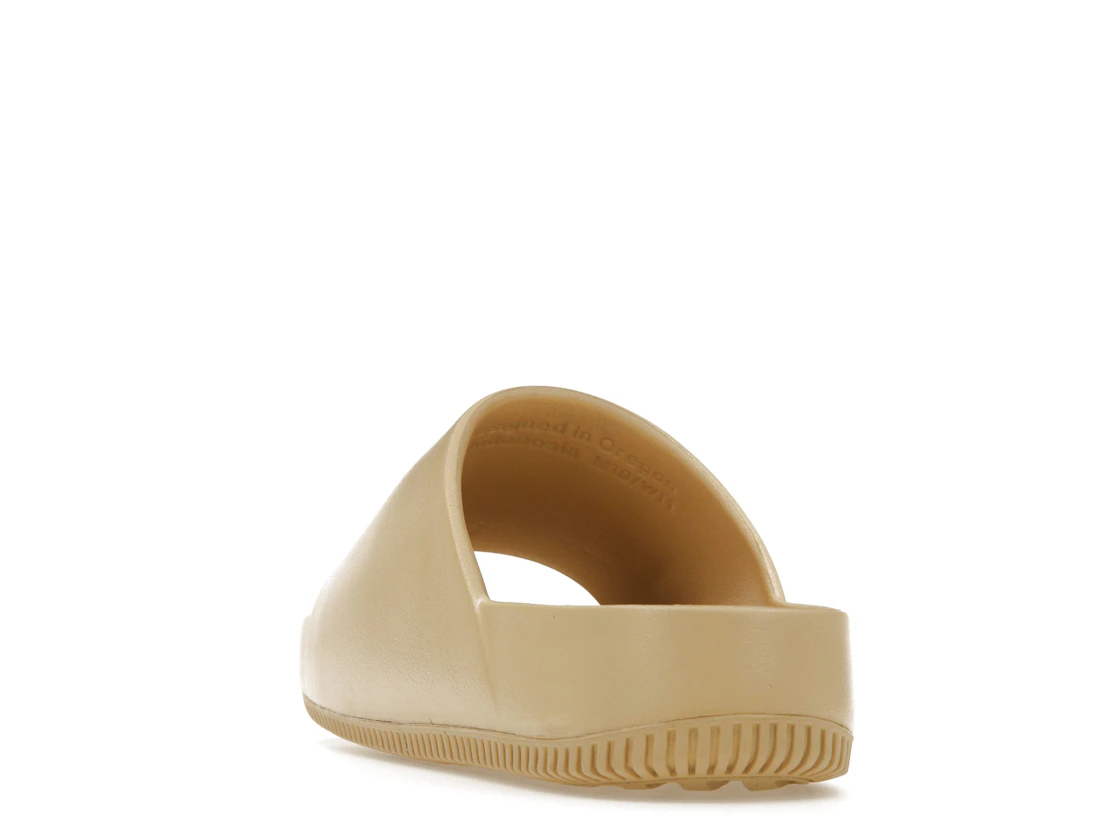 Vue 26 de Nike Calm Slide Sesame