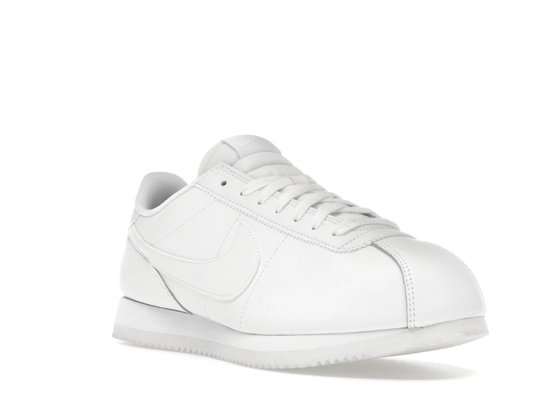Vue 6 de Nike Cortez Triple White 