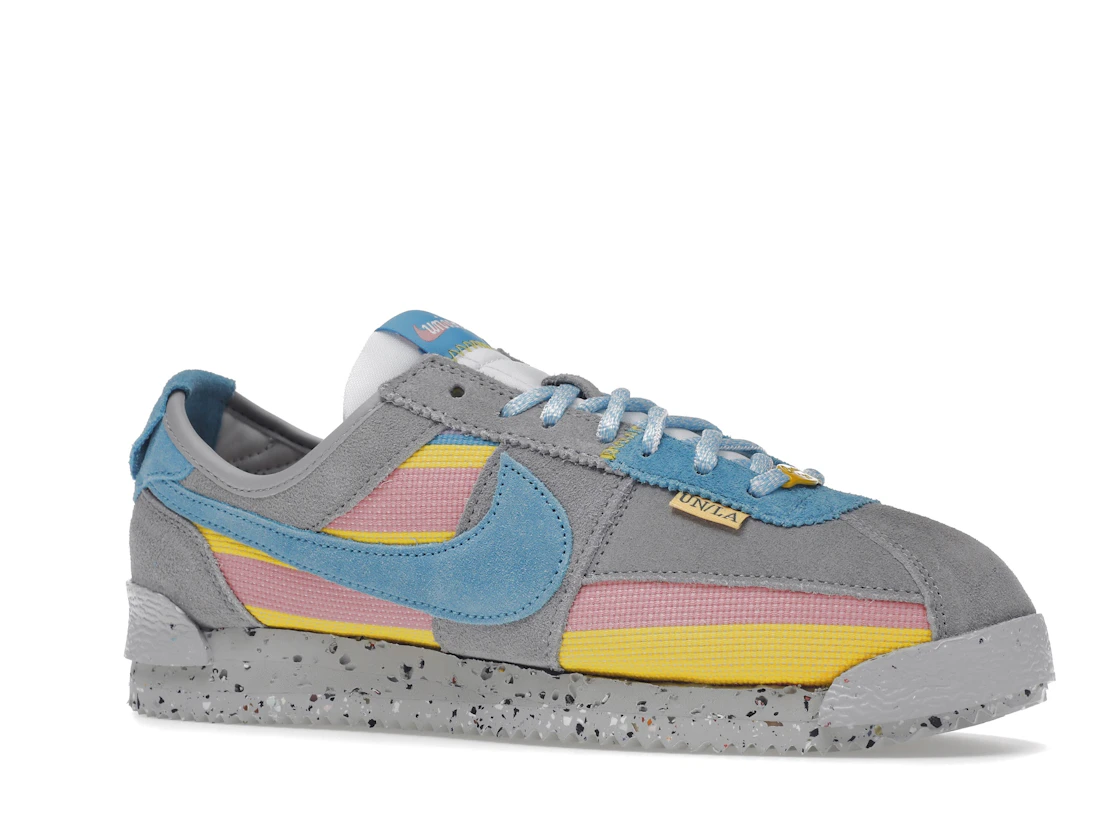 Vue 4 de Nike Cortez Union Light Smoke