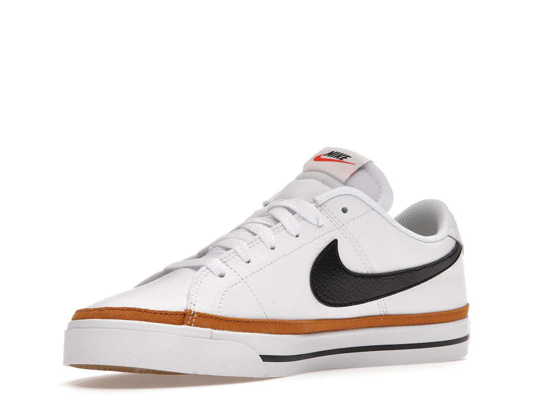 Vue 15 de Nike Court Legacy White Desert Ochre
