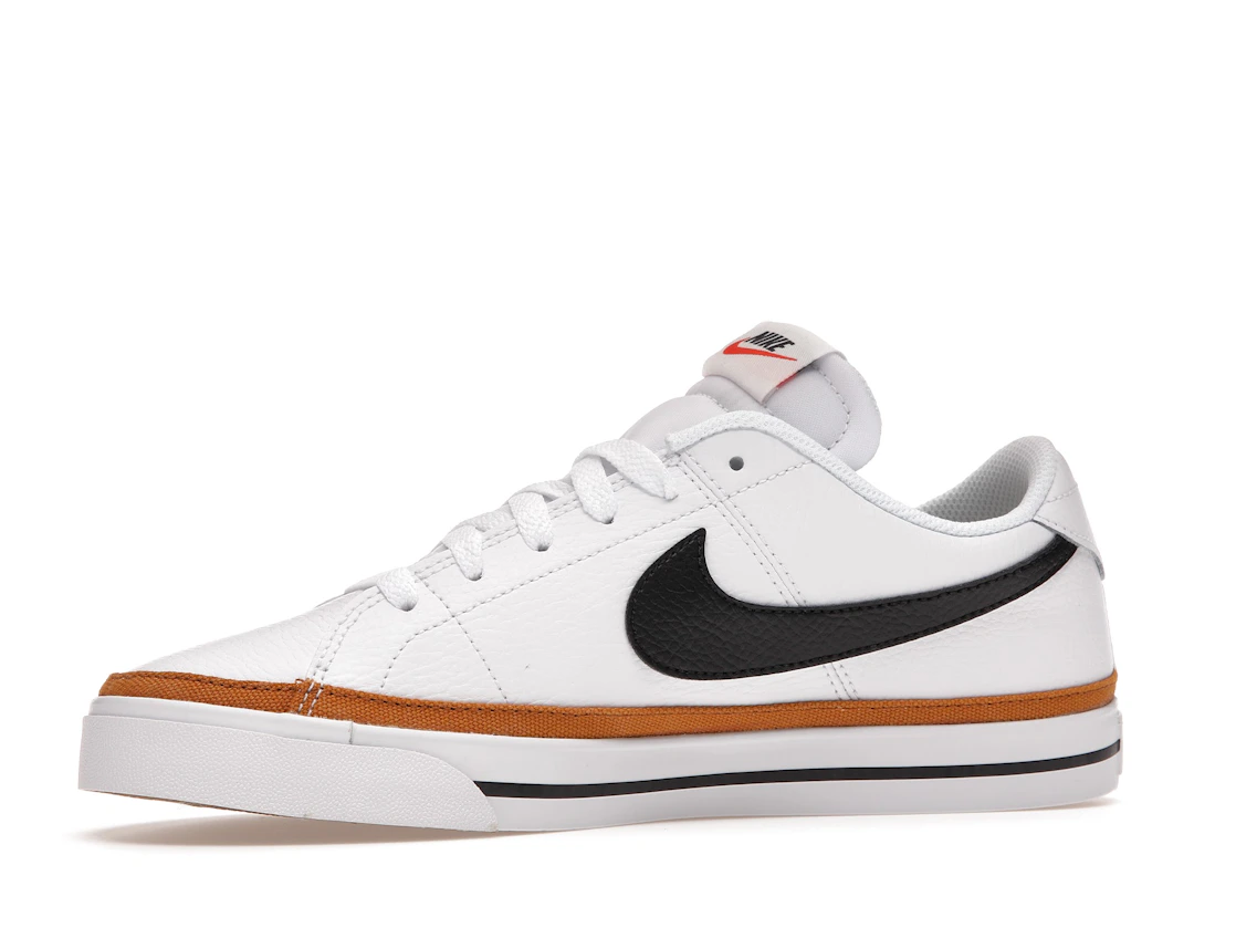 Vue 17 de Nike Court Legacy White Desert Ochre