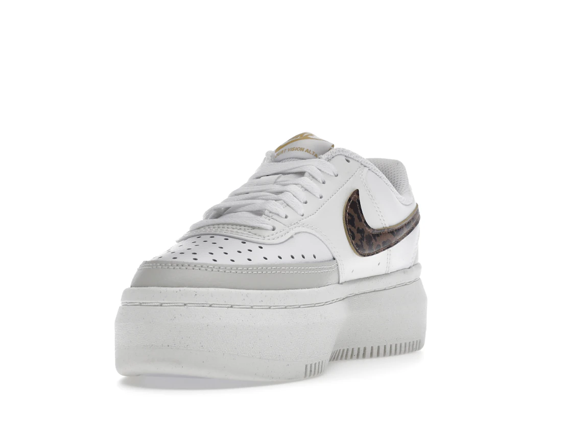 Vue 13 de Nike Court Vision Alta Low White Light Bone Sail Archaeo Brown 