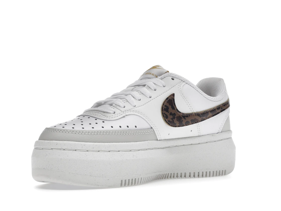 Vue 15 de Nike Court Vision Alta Low White Light Bone Sail Archaeo Brown 
