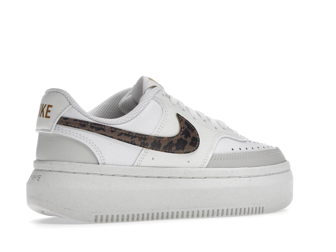 Vue 34 de Nike Court Vision Alta Low White Light Bone Sail Archaeo Brown 