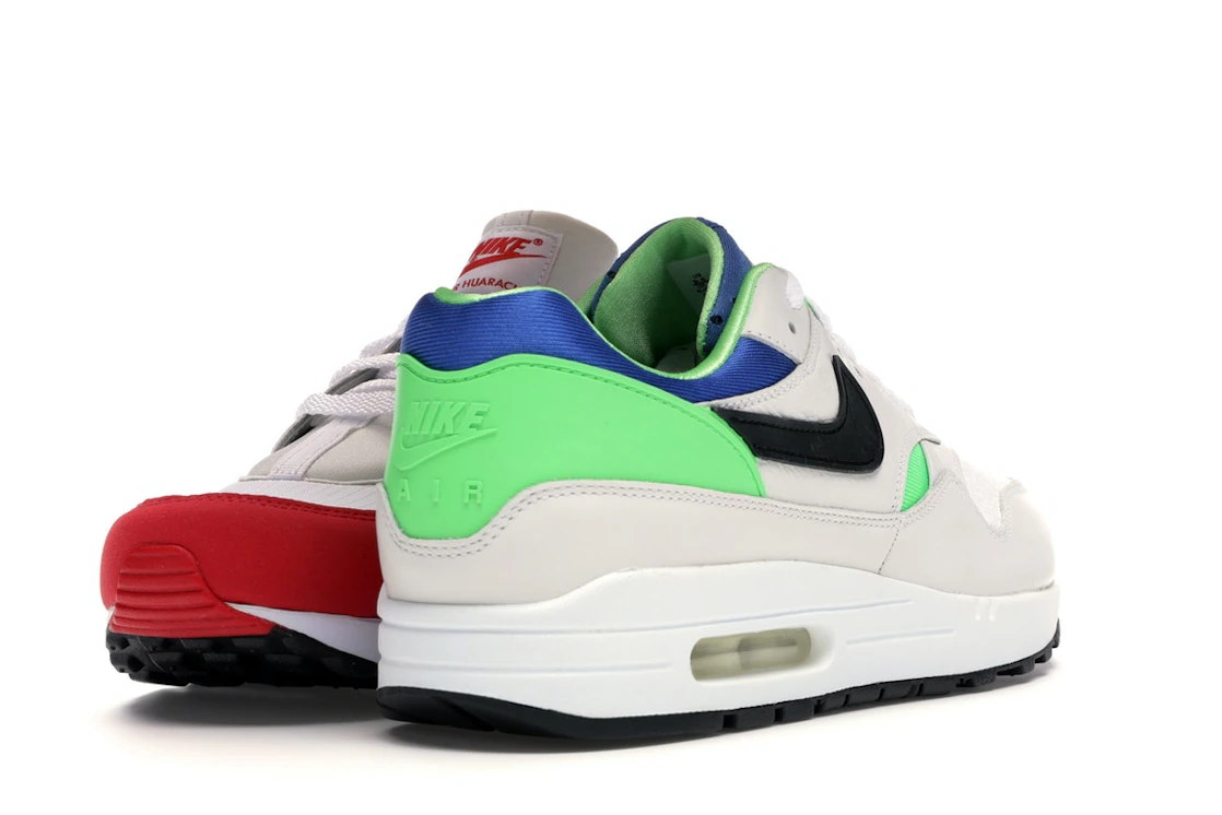 Vue 31 de Nike DNA CH.1 Pack Air Max 1 / Air Huarache Run