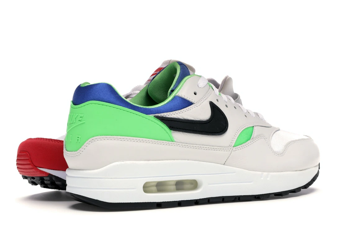 Vue 33 de Nike DNA CH.1 Pack Air Max 1 / Air Huarache Run