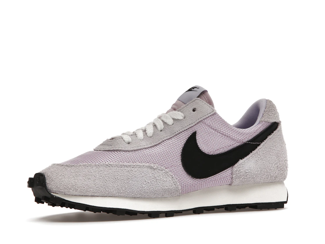 Vue 16 de Nike Daybreak Lavender Mist