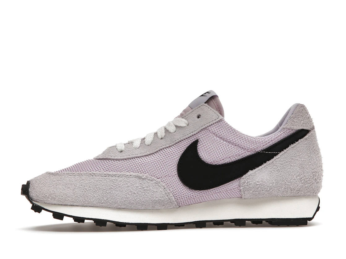 Vue 18 de Nike Daybreak Lavender Mist