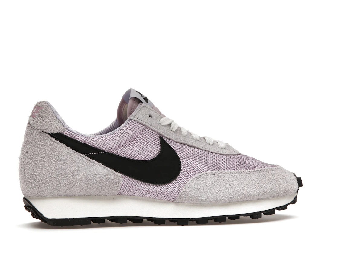 Vue 35 de Nike Daybreak Lavender Mist