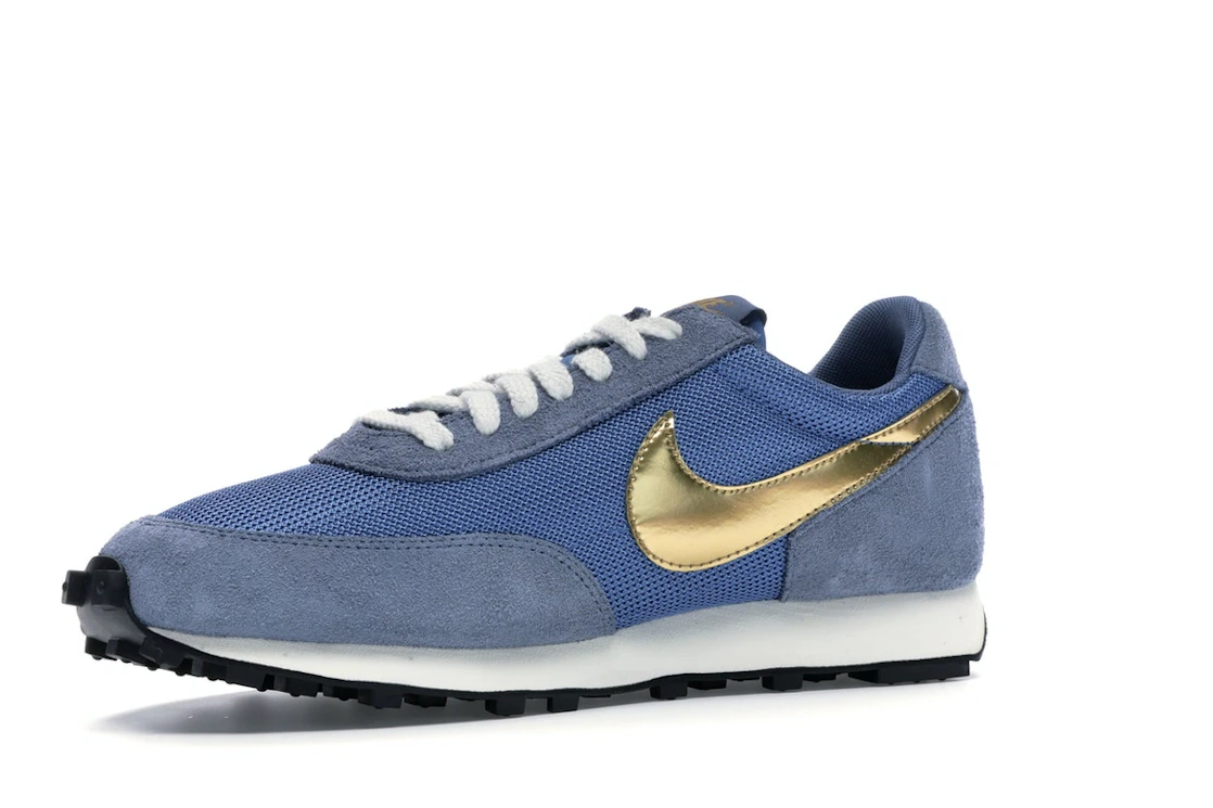 Vue 16 de Nike Daybreak Metallic Gold