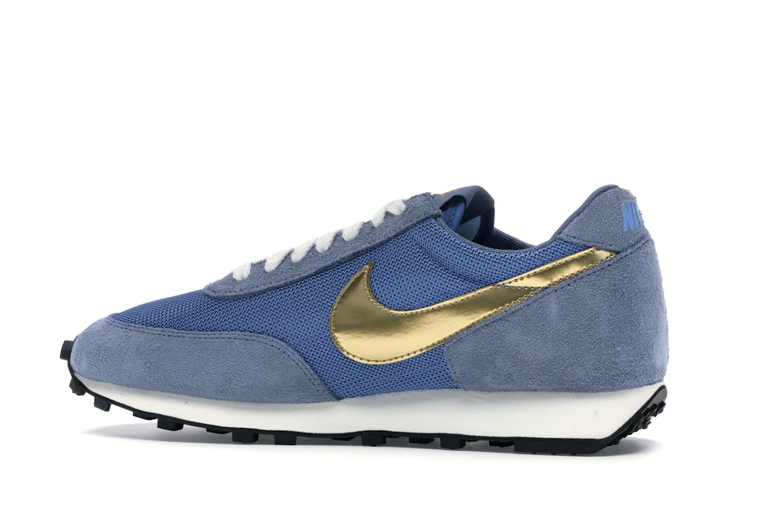 Vue 21 de Nike Daybreak Metallic Gold