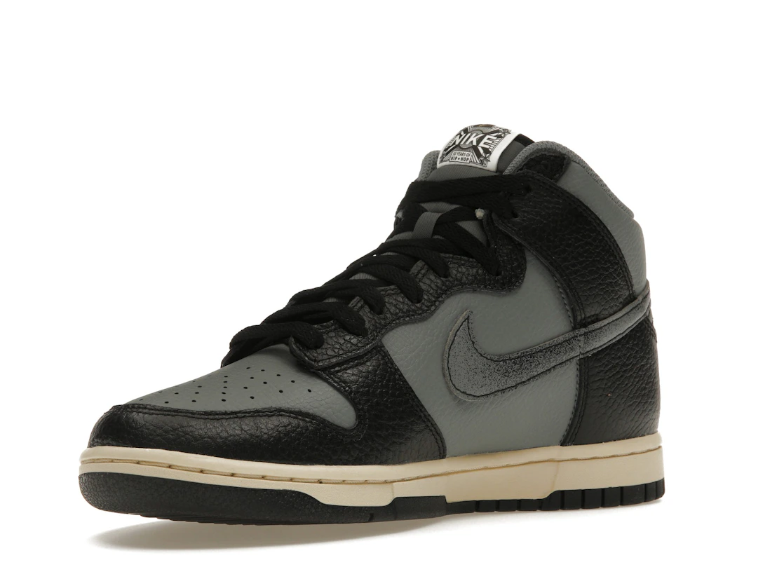 Vue 15 de Nike Dunk High Retro Premium Classics 50 Years Of Hip-Hop