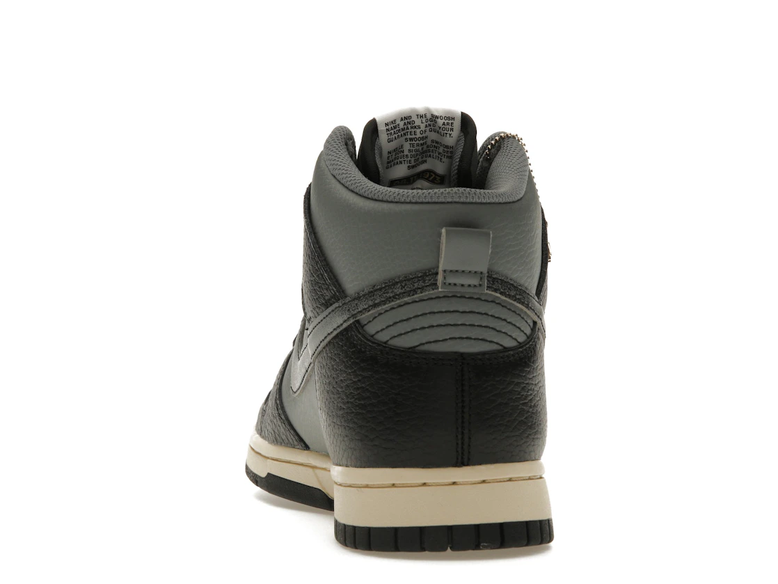 Vue 27 de Nike Dunk High Retro Premium Classics 50 Years Of Hip-Hop