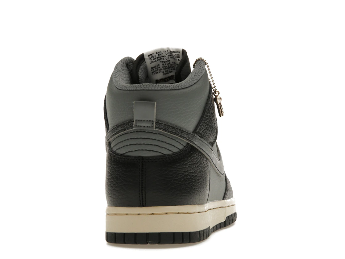 Vue 29 de Nike Dunk High Retro Premium Classics 50 Years Of Hip-Hop