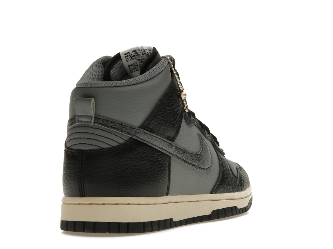 Vue 31 de Nike Dunk High Retro Premium Classics 50 Years Of Hip-Hop