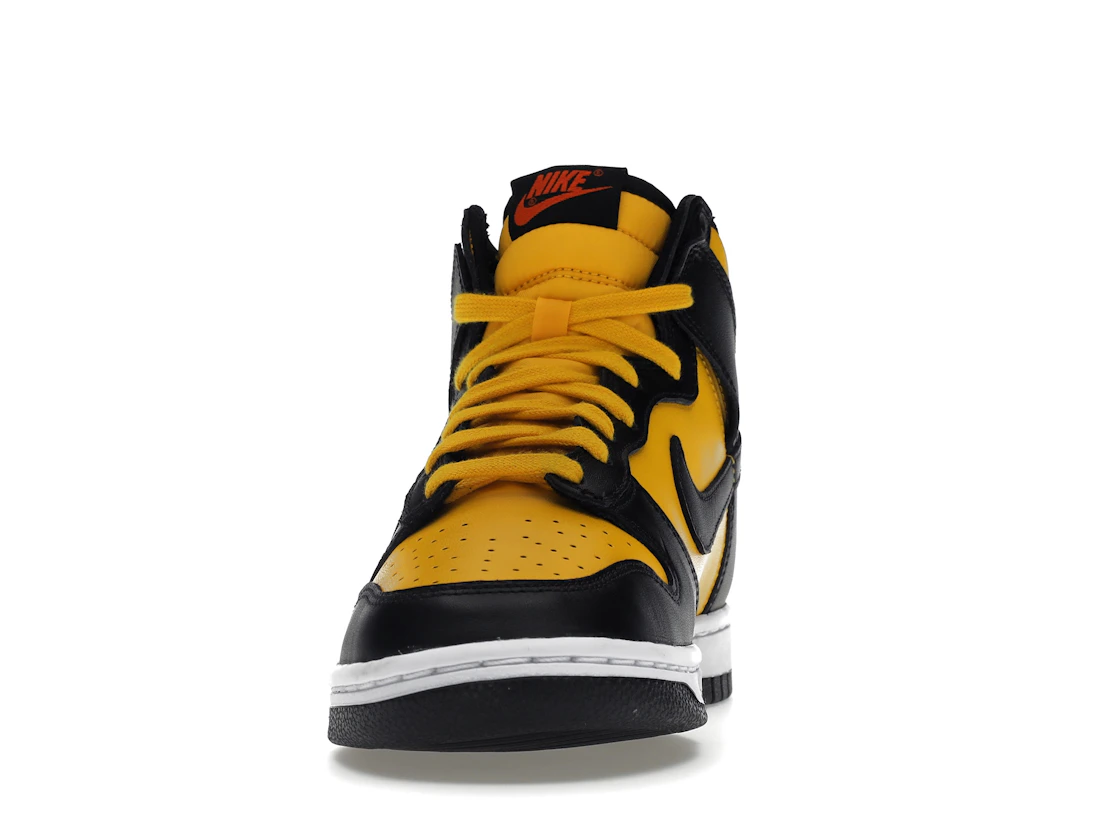Vue 11 de Nike Dunk High Retro Reverse Goldenrod